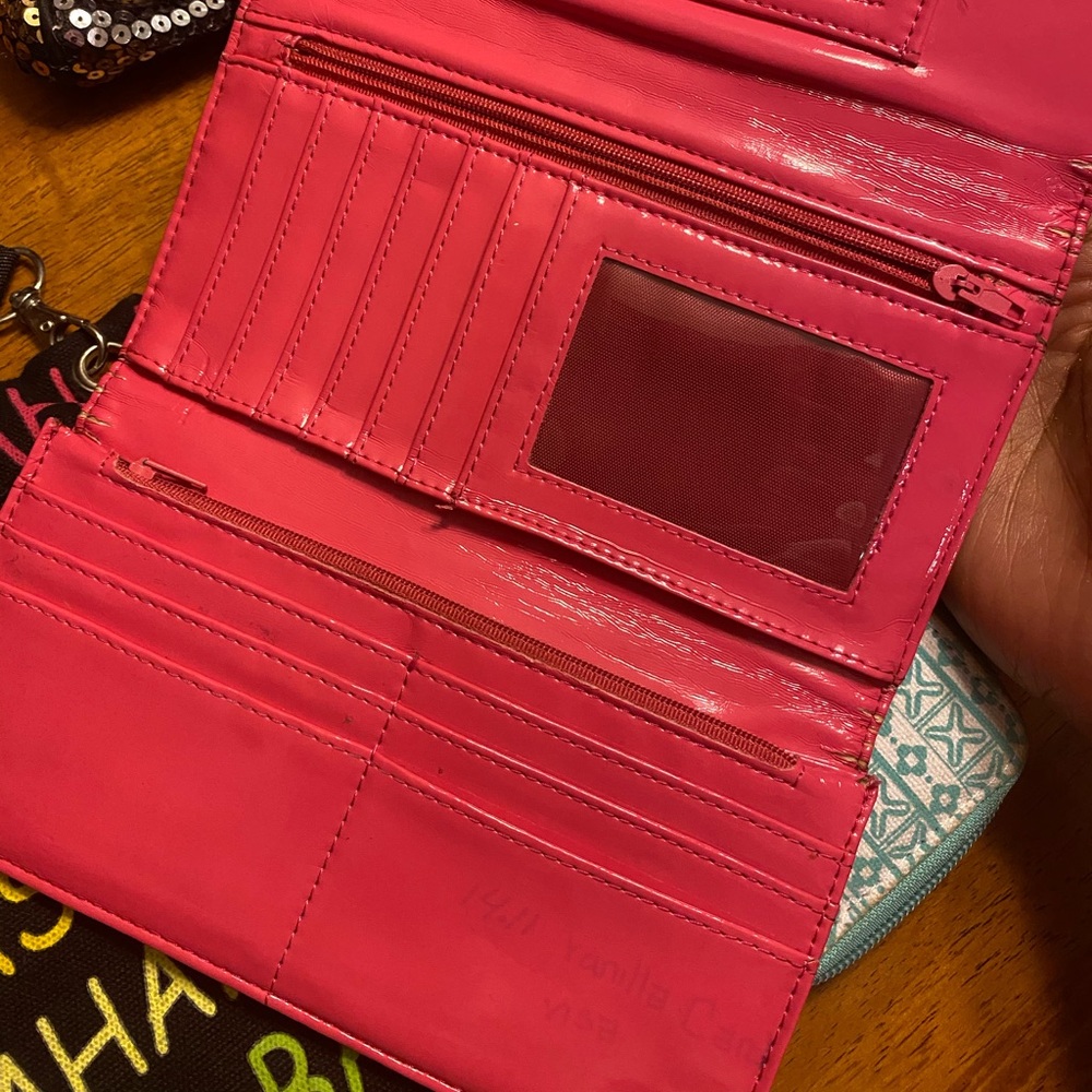 Small purses, wallets - Picture 6 of 10